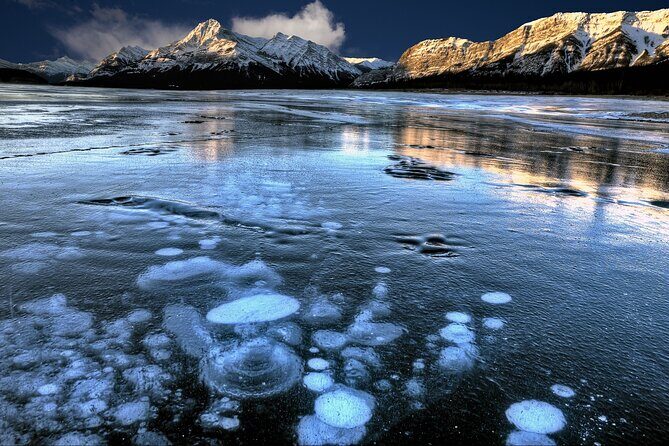 Banff Winter Day Tour: Lake Louise Ski Resort & Abraham Lake - Lake Minnewanka: Quick Scenic Relief in 20 Minutes