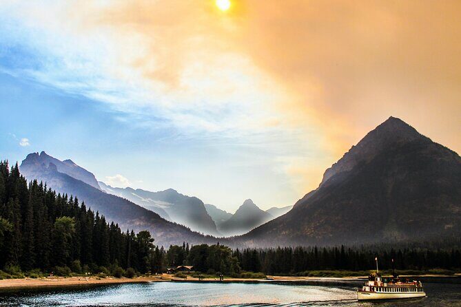 Waterton National Park : Prince of Wales Hotel & Cameron Falls - Waterton Shoreline Cruise Co.: The No-Passport Border Moment